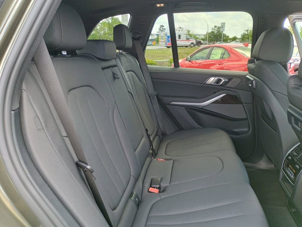 Used 2021 BMW X5 sDrive40i w/ Premium Package RWD image 21