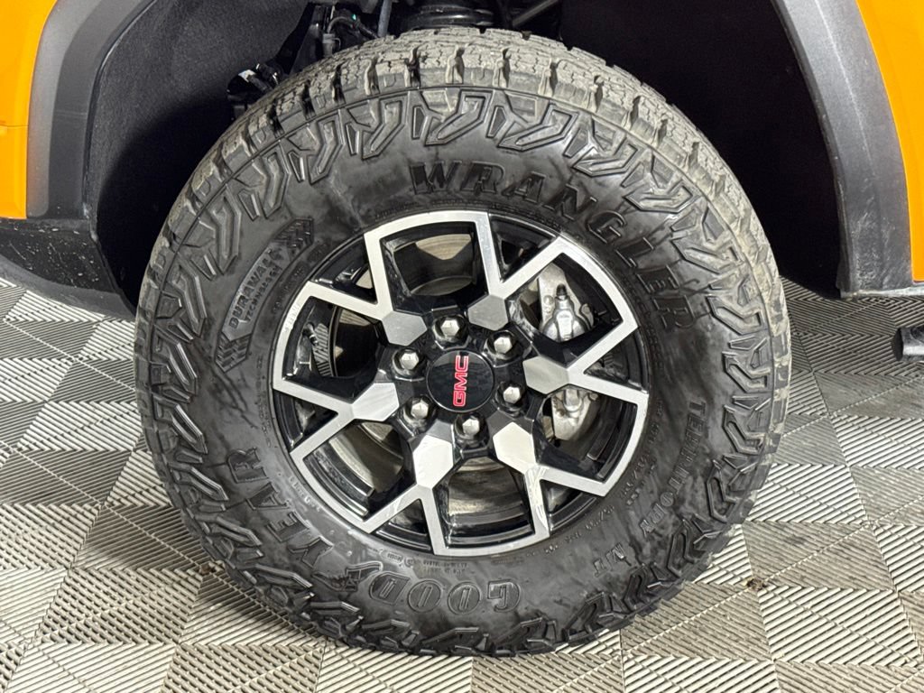 Certified 2025 GMC Canyon AT4 w/ AT4X Package AWD/4WD image 54