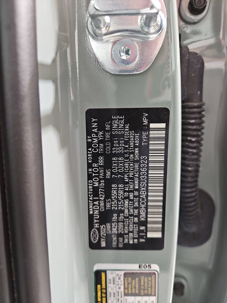 Certified 2025 Hyundai Kona SEL AWD/4WD image 31