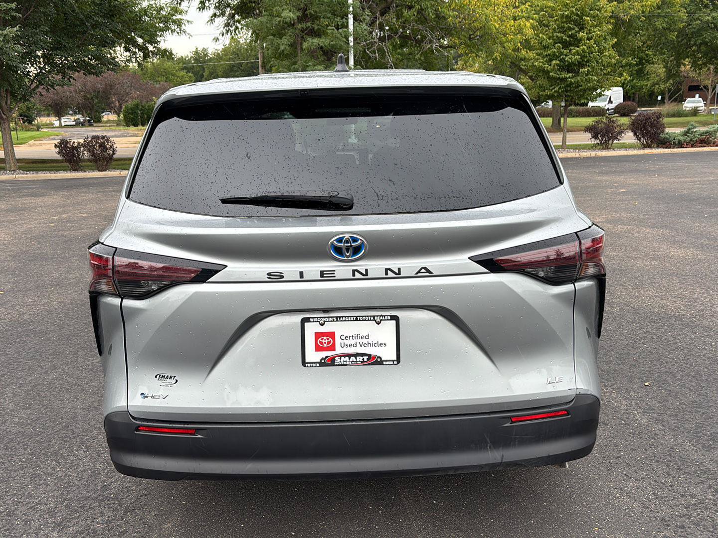 Used 2025 Toyota Sienna LE FWD image 22