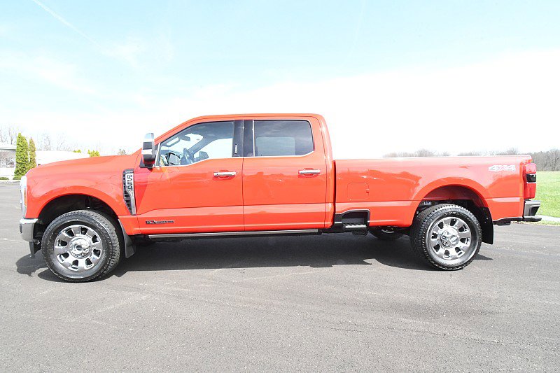 Used 2023 Ford F250 Lariat w/ Lariat Ultimate Package image 4