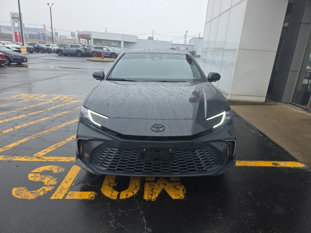 Used 2025 Toyota Camry XSE w/ Premium Plus Package image 9