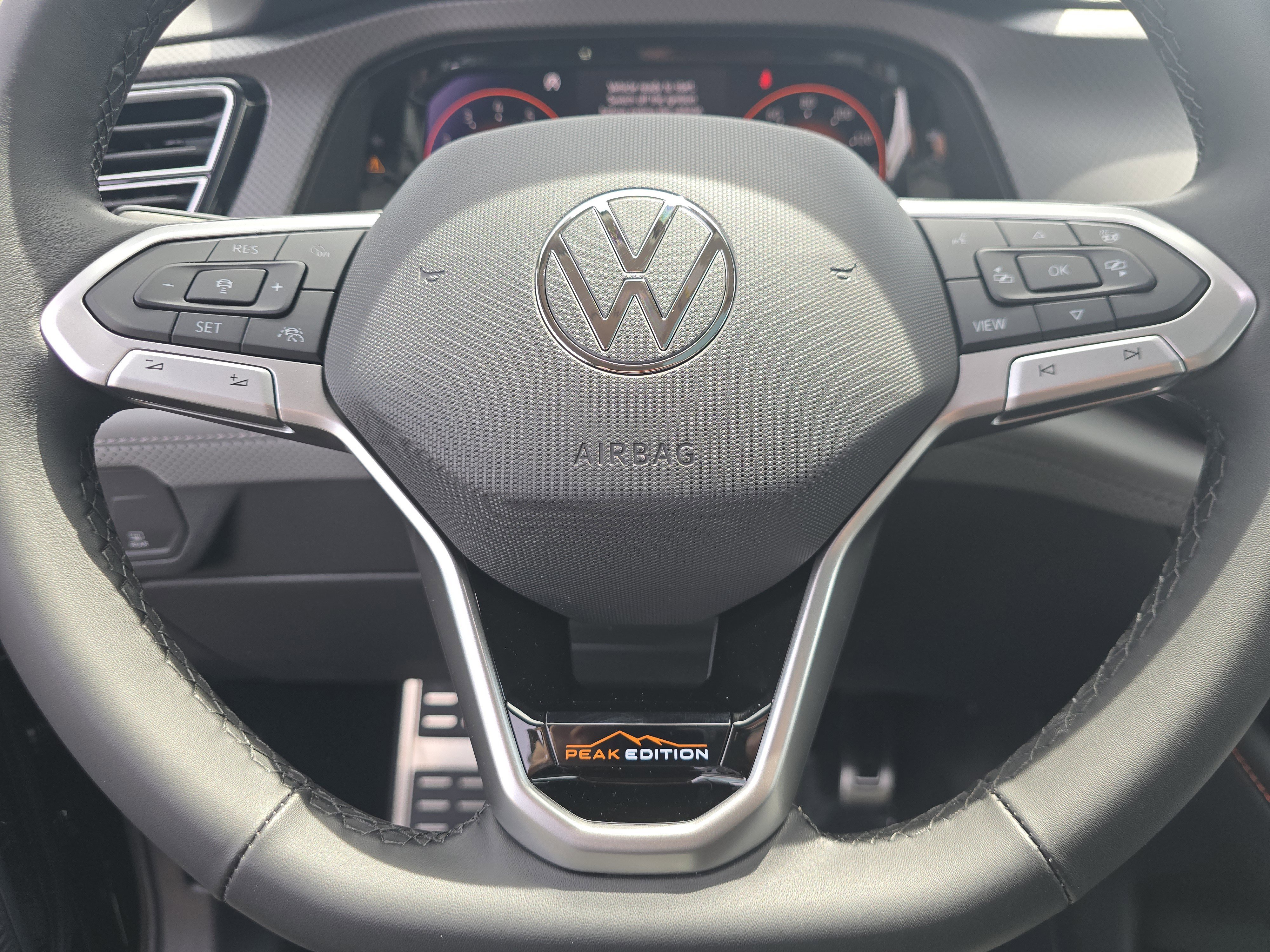 New 2026 Volkswagen Atlas Peak Edition AWD/4WD image 22