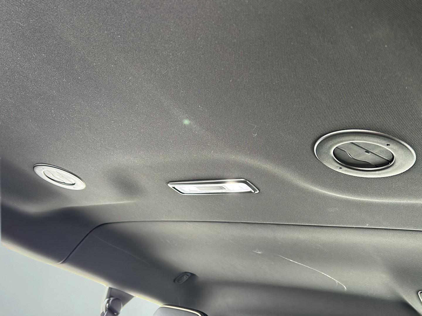 Used 2024 GMC Yukon XL SLT AWD/4WD image 27