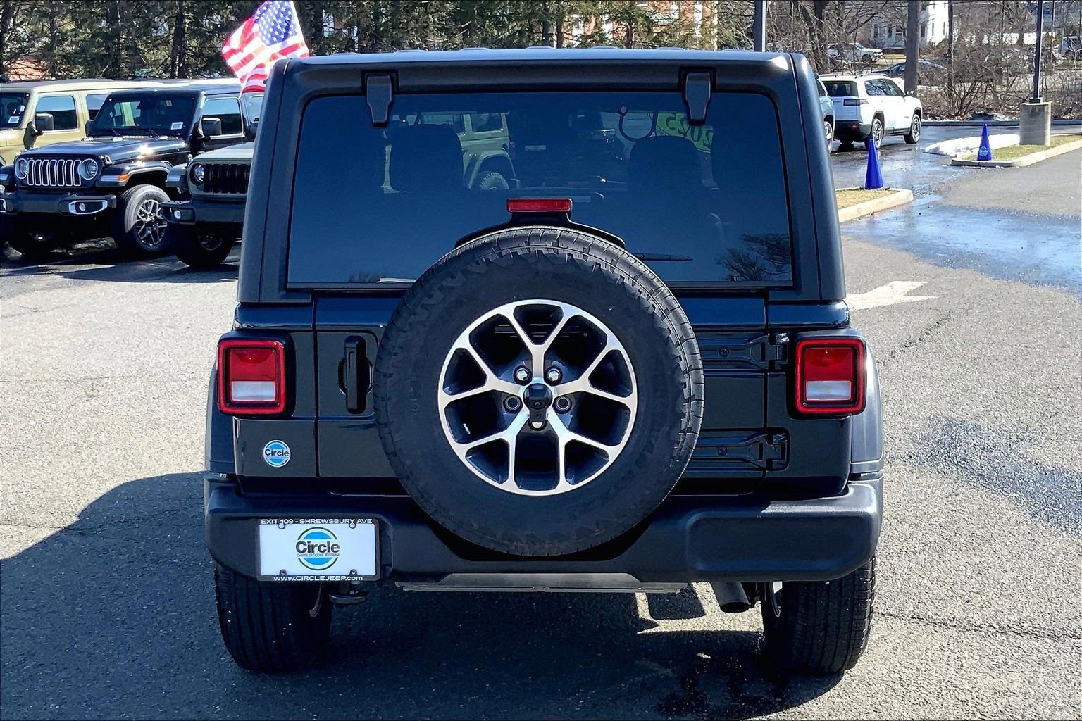 Certified 2025 Jeep Wrangler Sport image 4