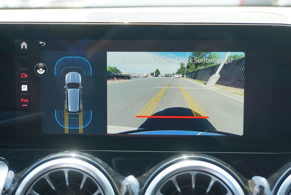 New 2025 Mercedes-Benz GLB 250 4MATIC image 36