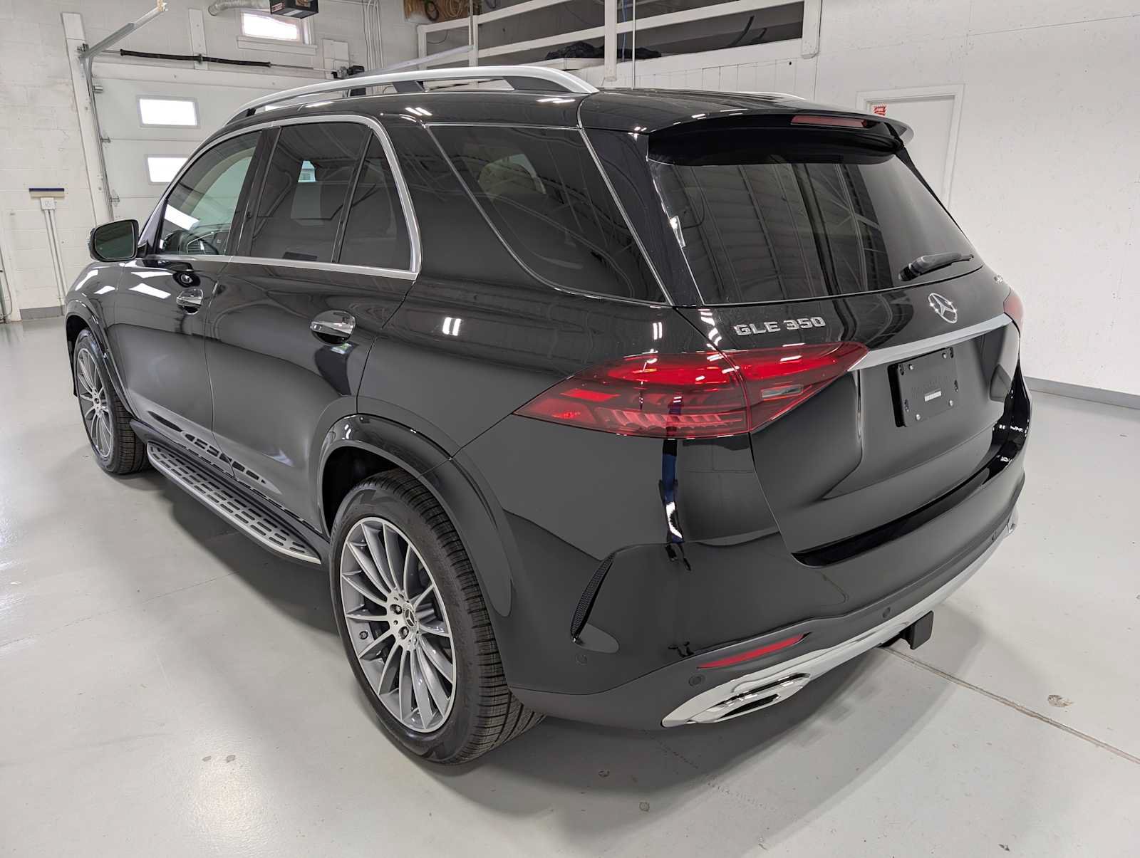 New 2026 Mercedes-Benz GLE 350 4MATIC image 9