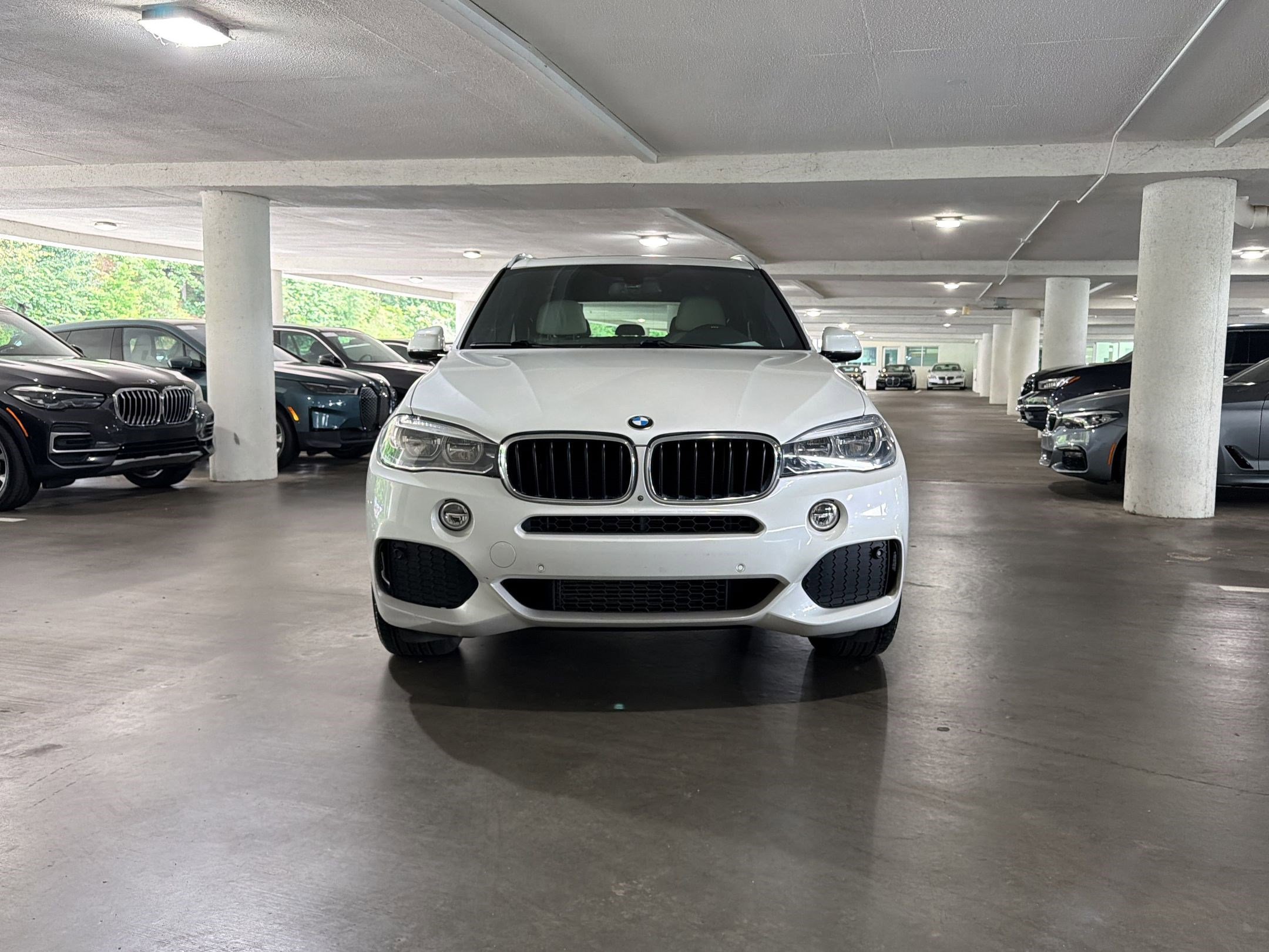 Used 2018 BMW X5 sDrive35i w/ M Sport Package RWD image 5
