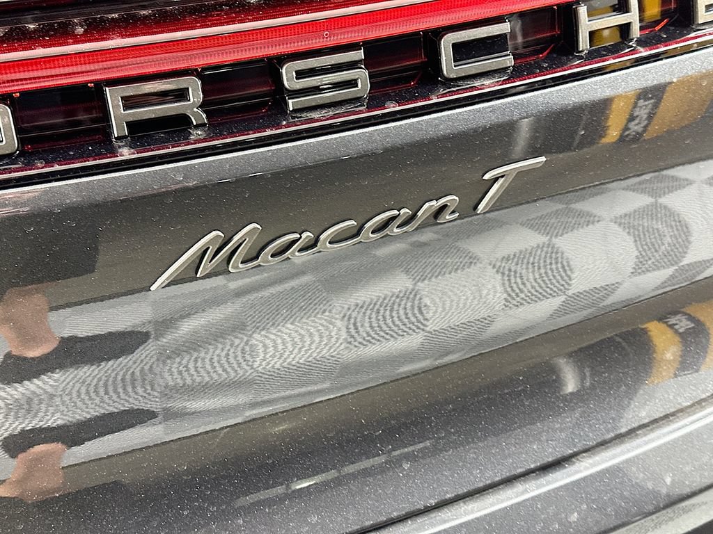 New 2026 Porsche Macan Turbo AWD/4WD image 34