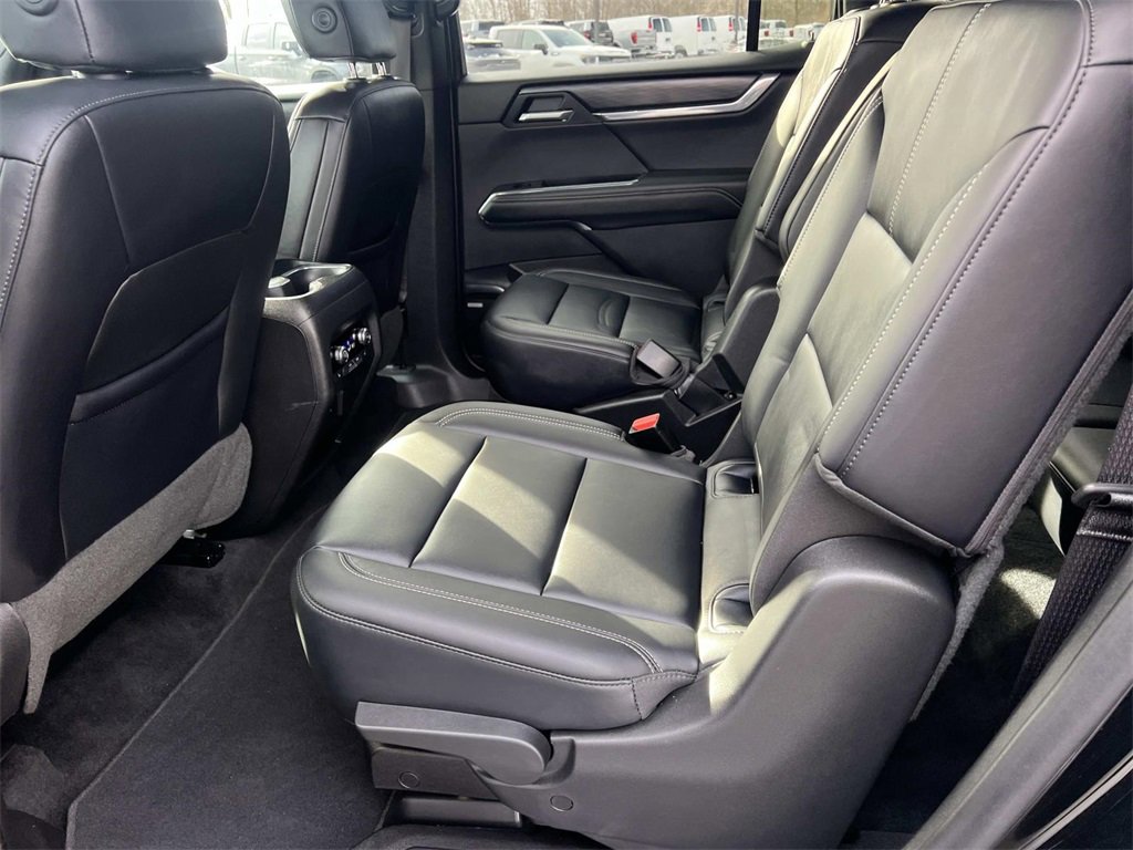 Certified 2024 GMC Acadia Elevation w/ Luxury Package image 12