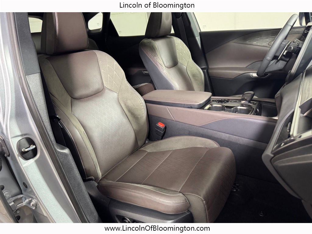 Used 2025 Lexus RX 350 AWD w/ Convenience Package image 11
