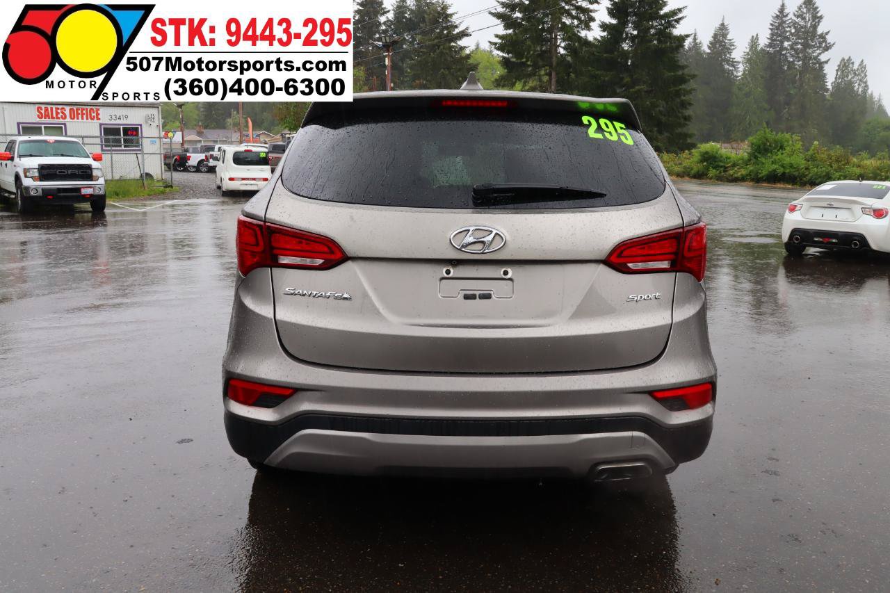 Used 2017 Hyundai Santa Fe Sport FWD image 7