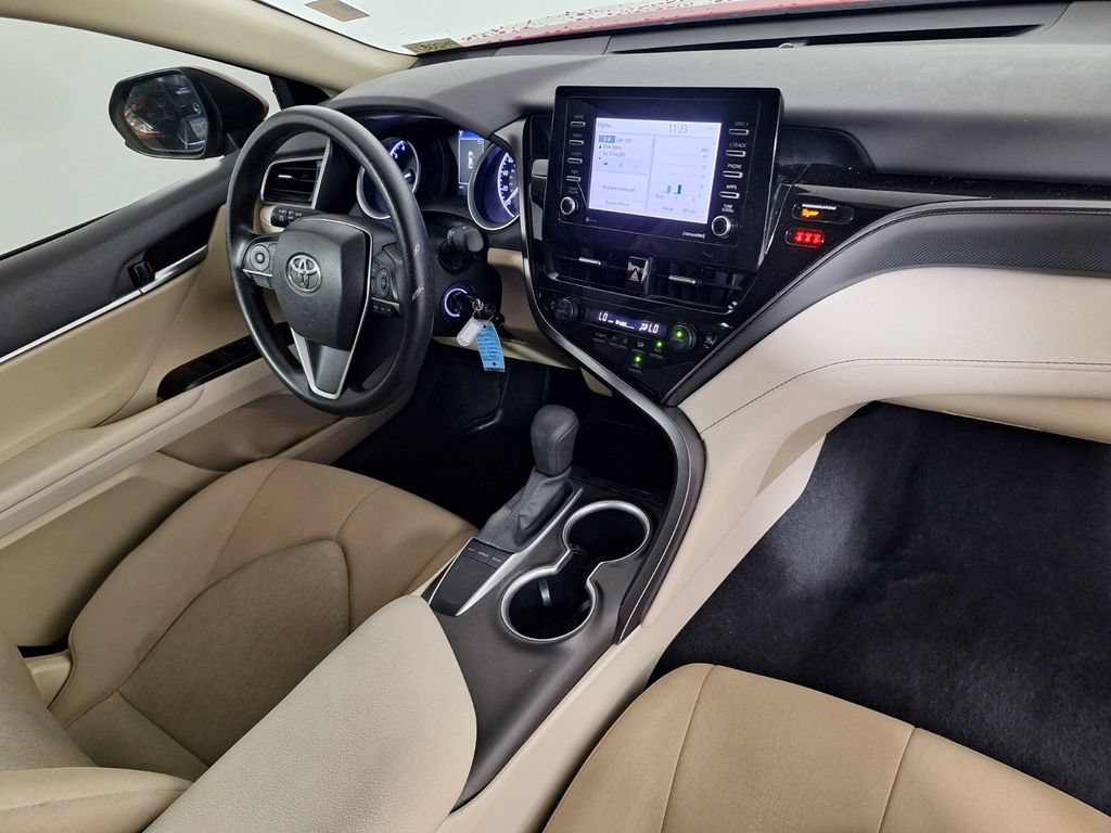 Used 2024 Toyota Camry LE FWD image 25