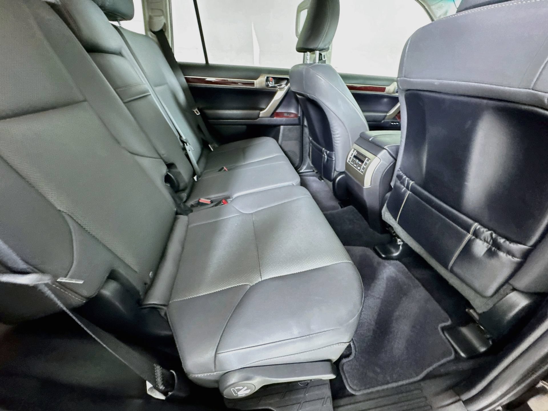Used 2019 Lexus GX 460 Premium AWD/4WD image 30