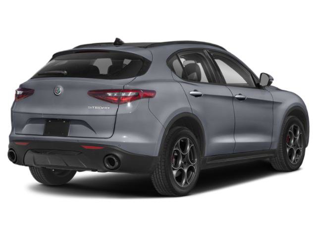 Certified 2022 Alfa Romeo Stelvio Ti image 3