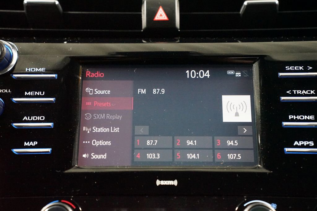 Certified 2020 Toyota Camry SE image 18