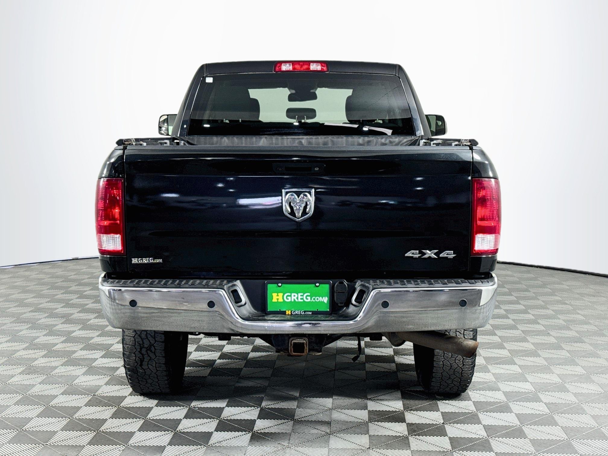 Used 2016 RAM 2500 Tradesman w/ Chrome Appearance Group AWD/4WD image 7
