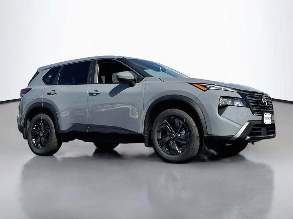 New 2027 Nissan Rogue SV AWD/4WD image 1