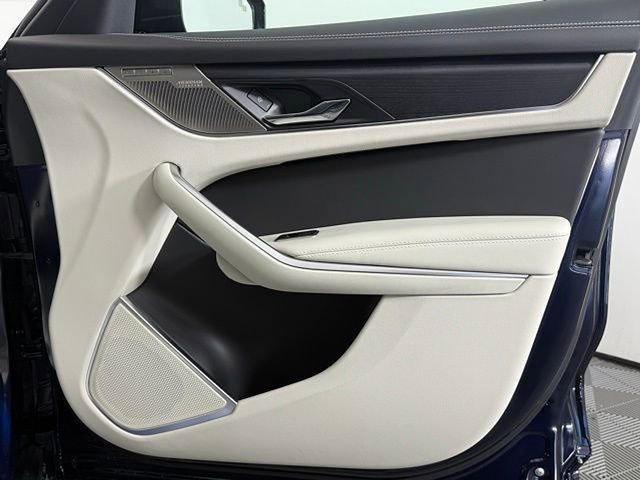 New 2026 Jaguar F-PACE R-Dynamic S image 19