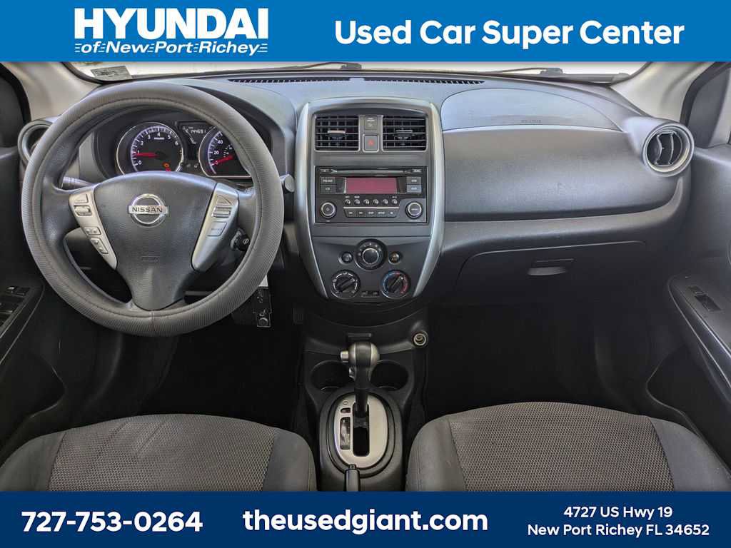 Used 2017 Nissan Versa SV FWD image 15