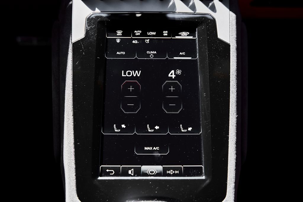 Used 2023 Lamborghini Huracan Tecnica image 64