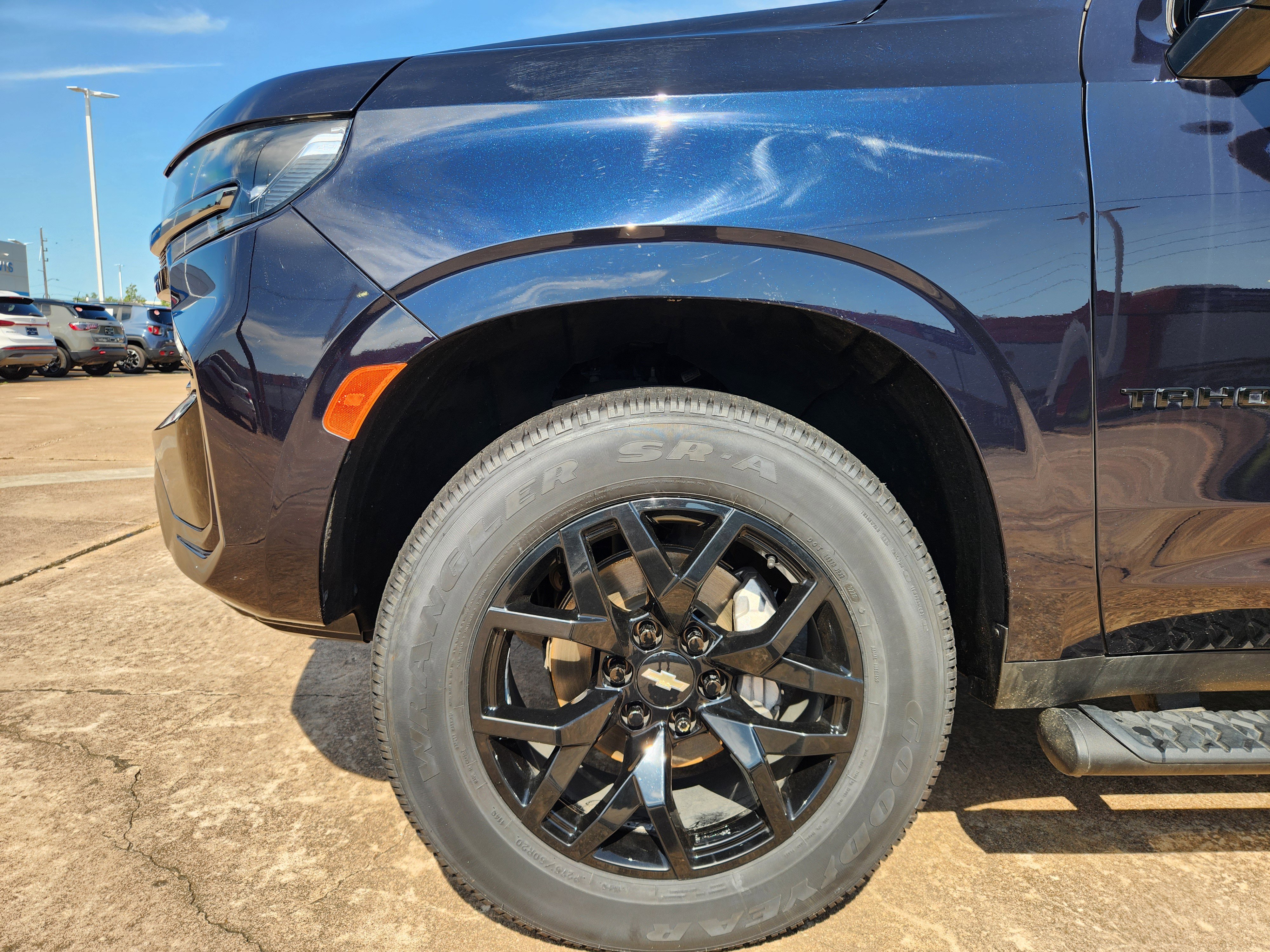 Used 2022 Chevrolet Tahoe Z71 AWD/4WD image 9