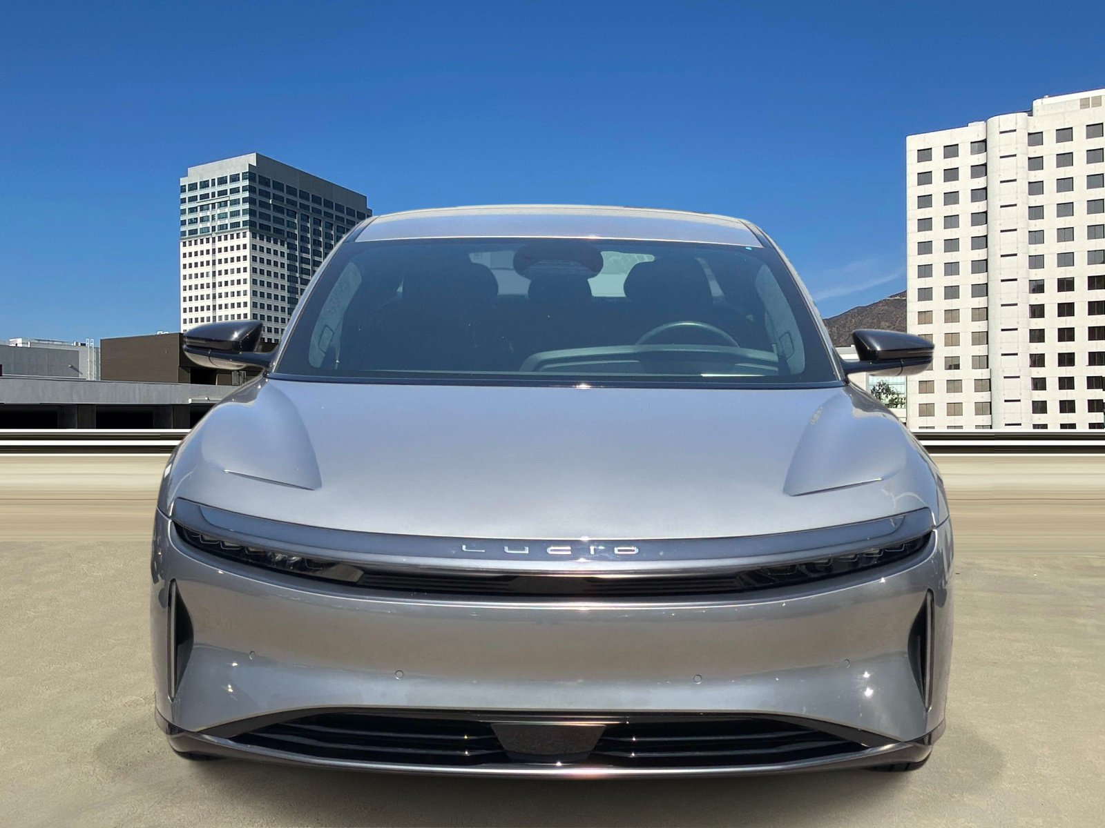 Used 2024 Lucid Air Touring AWD/4WD image 2