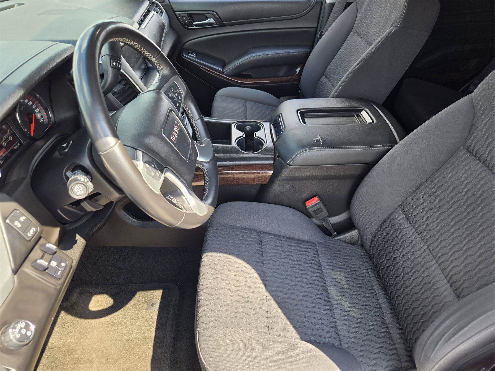 Used 2016 GMC Yukon SLE w/ Convenience Package RWD image 12