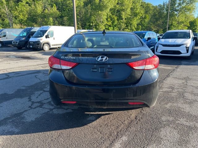 Used 2013 Hyundai Elantra GLS w/ Preferred Pkg FWD image 5