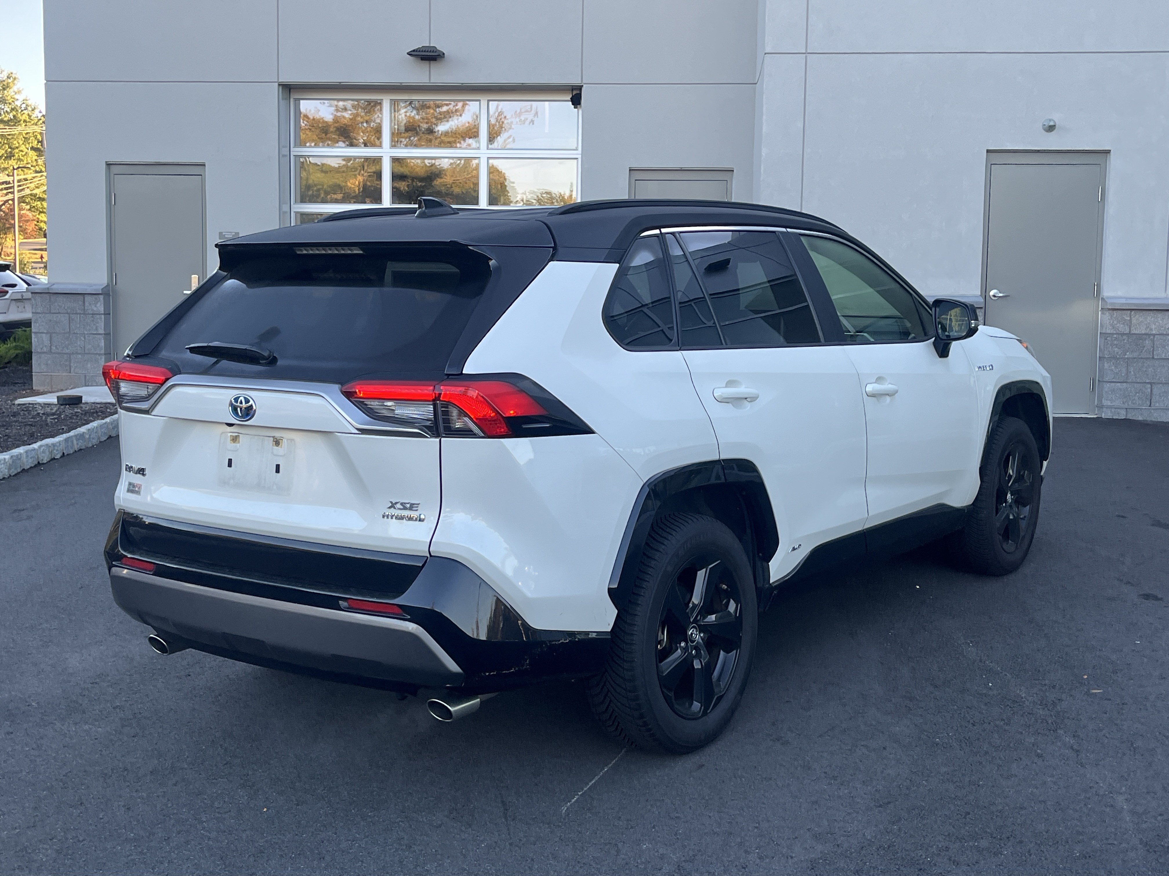Certified 2019 Toyota RAV4 XSE AWD/4WD image 3