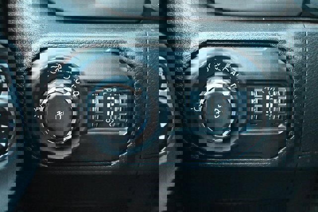 Used 2020 Jeep Wrangler Sport image 35