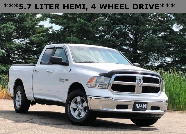 Used 2017 RAM 1500 Classic SLT image 1