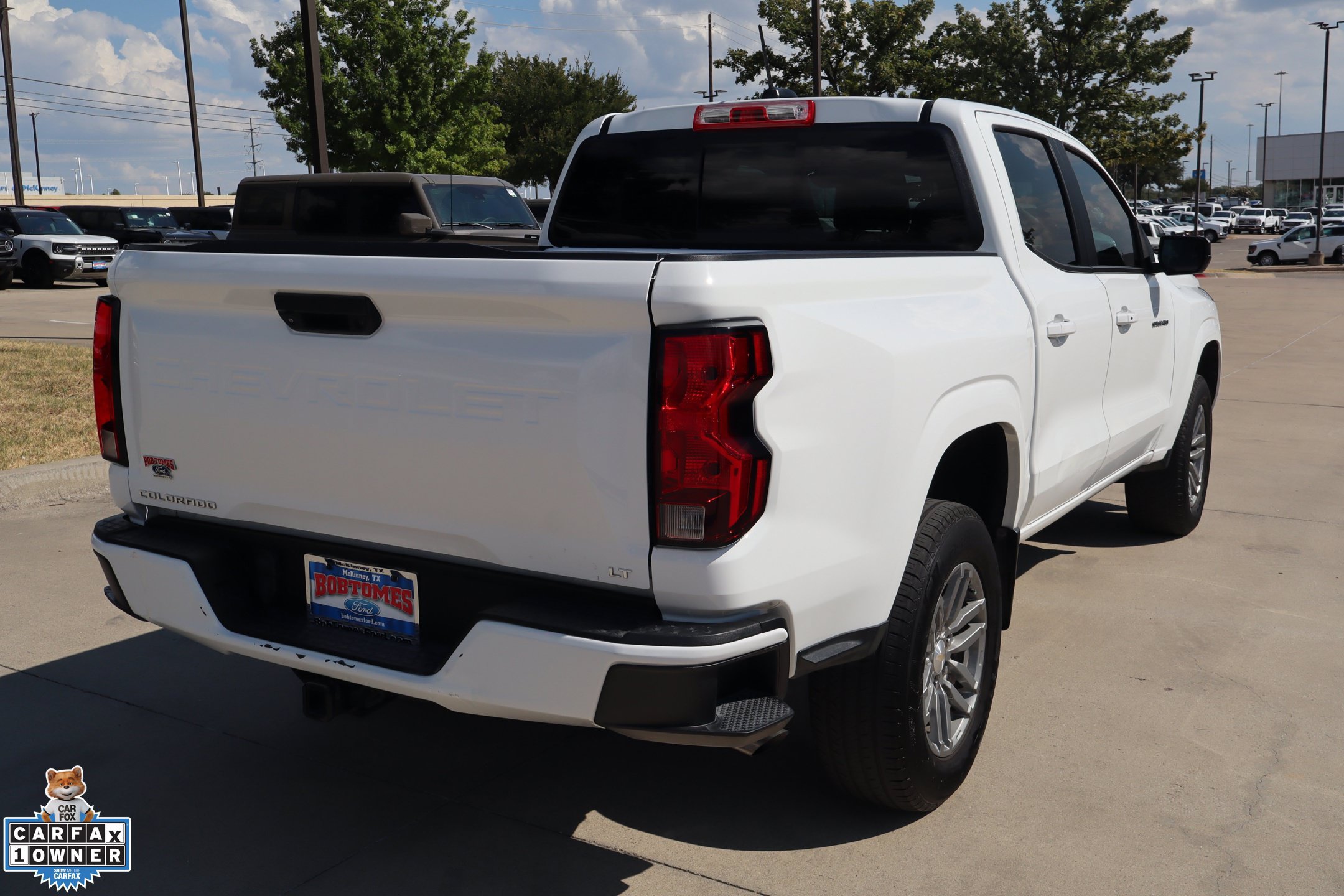 Used 2023 Chevrolet Colorado LT w/ LT Convenience Package II RWD image 3