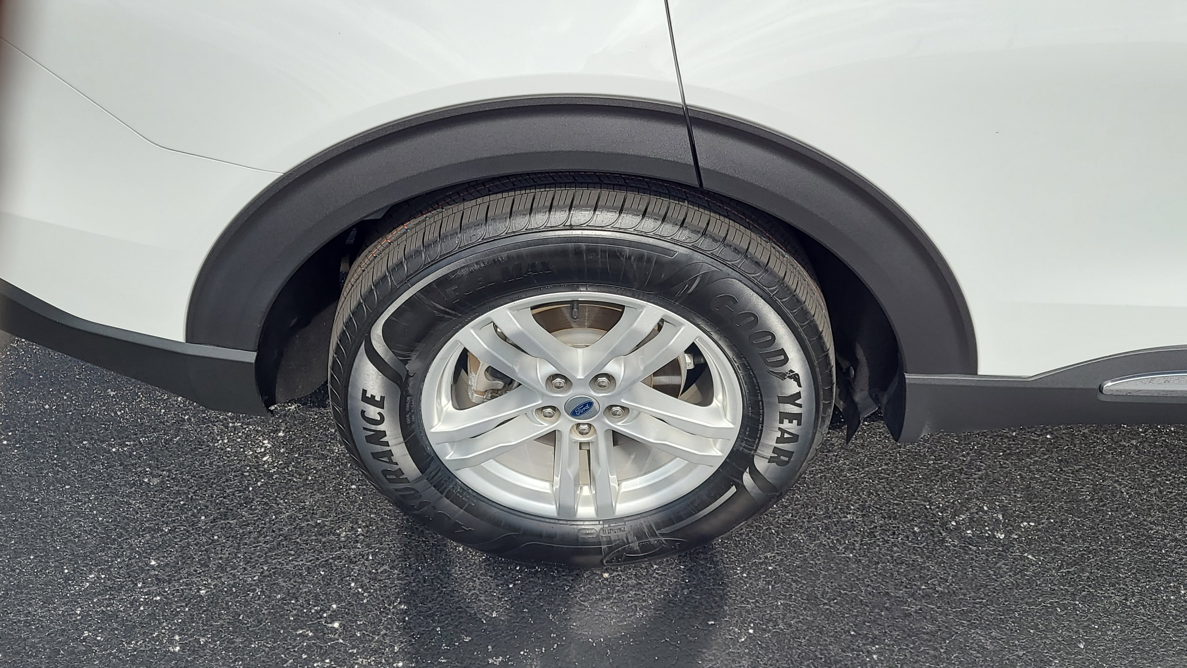 Certified 2022 Ford Explorer XLT RWD image 10