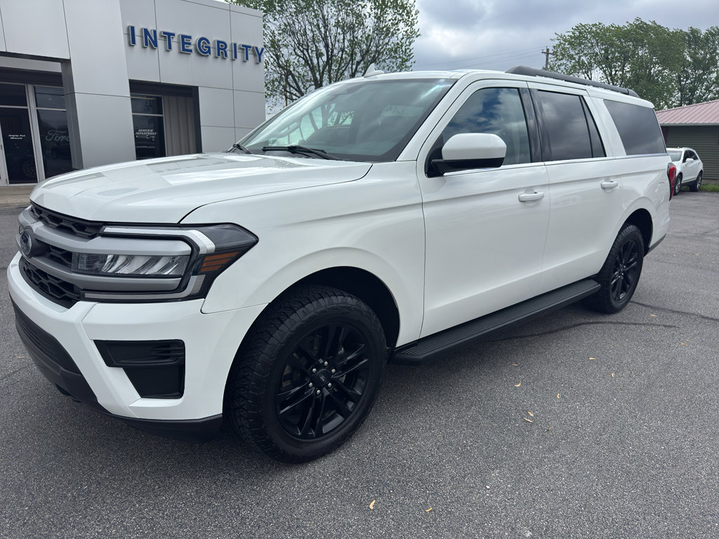 Used 2024 Ford Expedition Max XLT AWD/4WD image 5