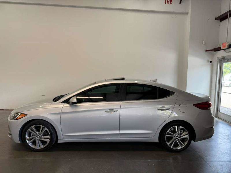 Used 2018 Hyundai Elantra Limited w/ Limited Ultimate Package 02 FWD image 3