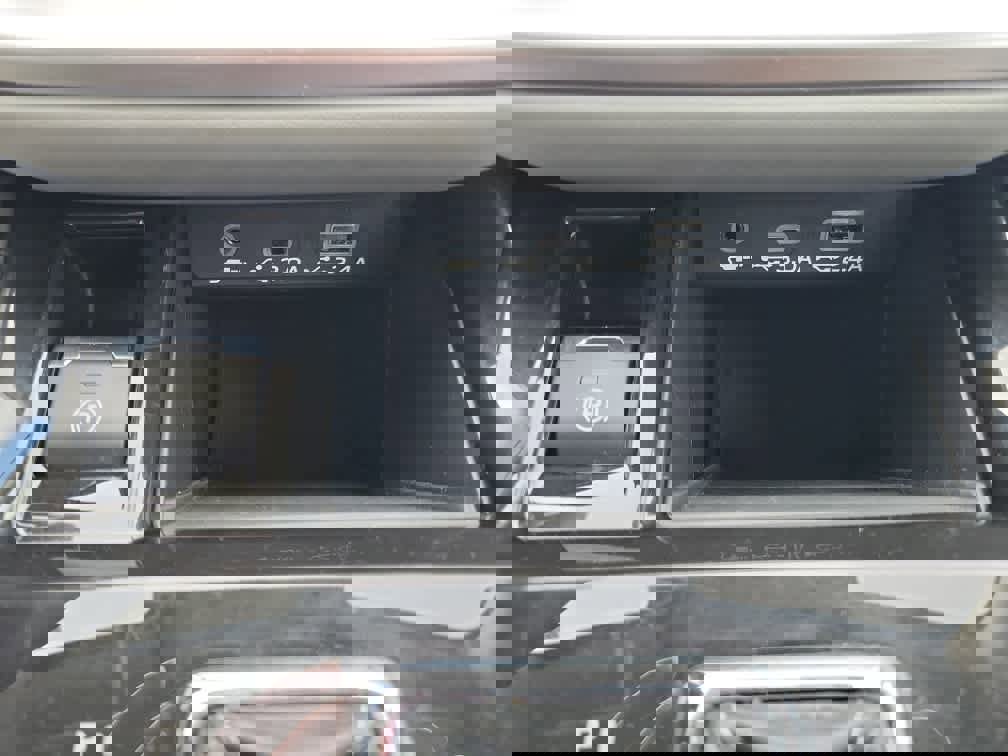 Used 2023 Subaru Outback Premium image 17