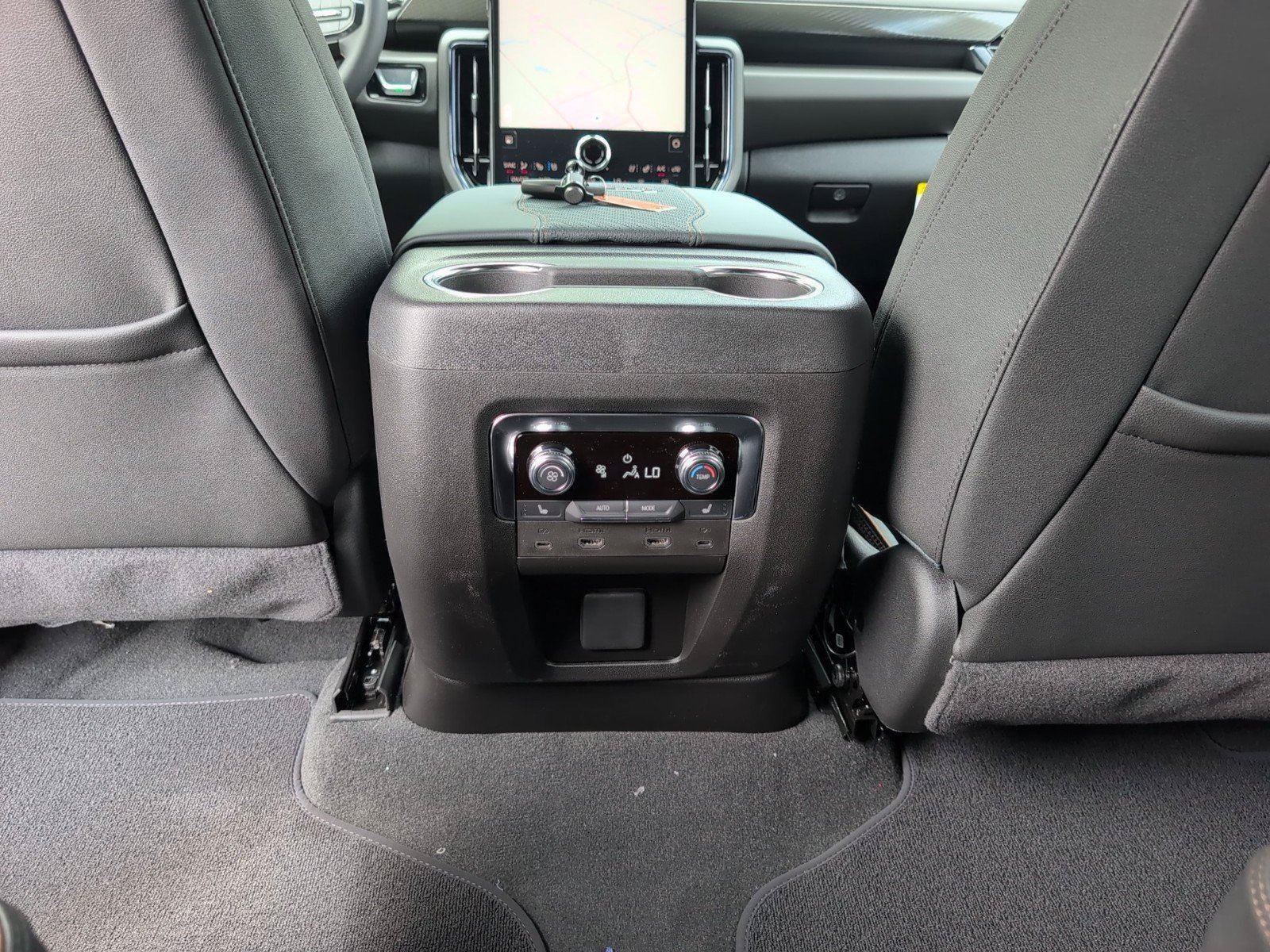 New 2026 GMC Yukon XL AT4 w/ AT4 Premium Plus Package AWD/4WD image 36