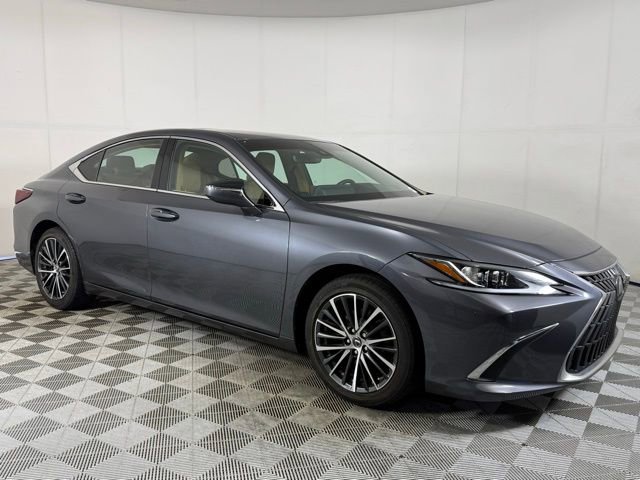 Used 2024 Lexus ES 350 w/ Premium Package image 11