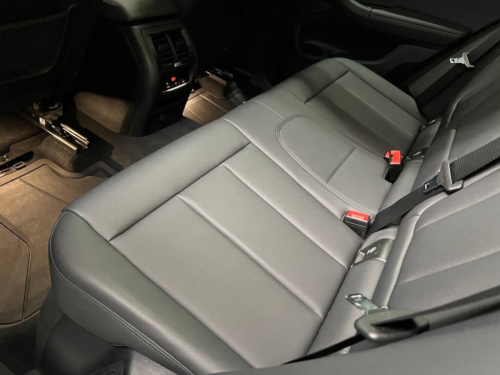 Used 2019 BMW X3 xDrive30i w/ Driving Assistance Package AWD/4WD image 18