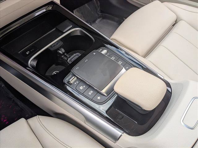 Used 2023 Mercedes-Benz GLB 250 4MATIC image 15