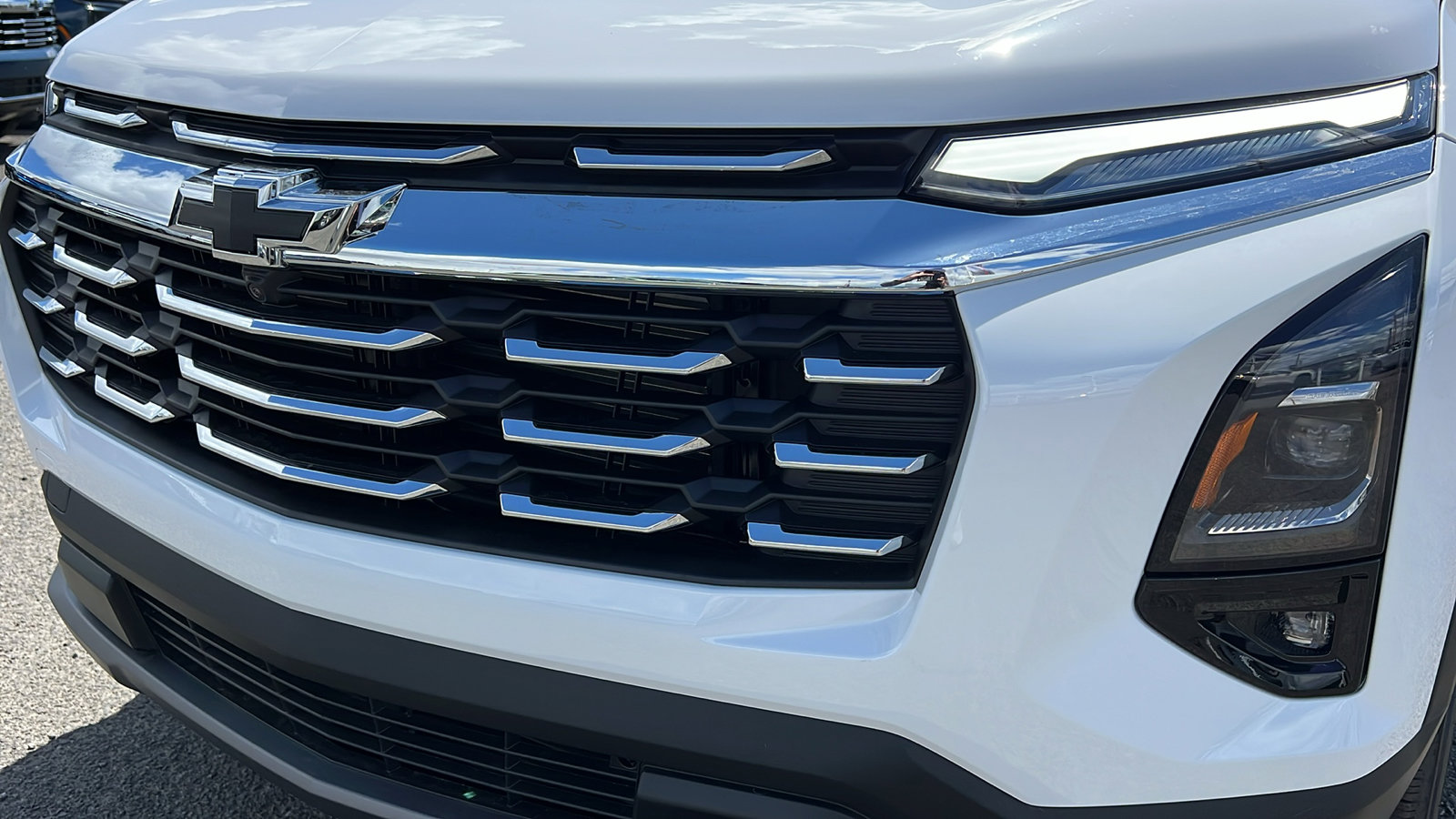 New 2026 Chevrolet Equinox LT FWD image 10