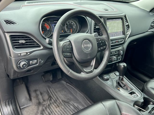 Used 2023 Jeep Cherokee Trailhawk AWD/4WD image 18