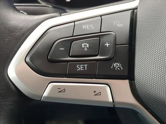 Used 2025 Volkswagen Jetta S image 30