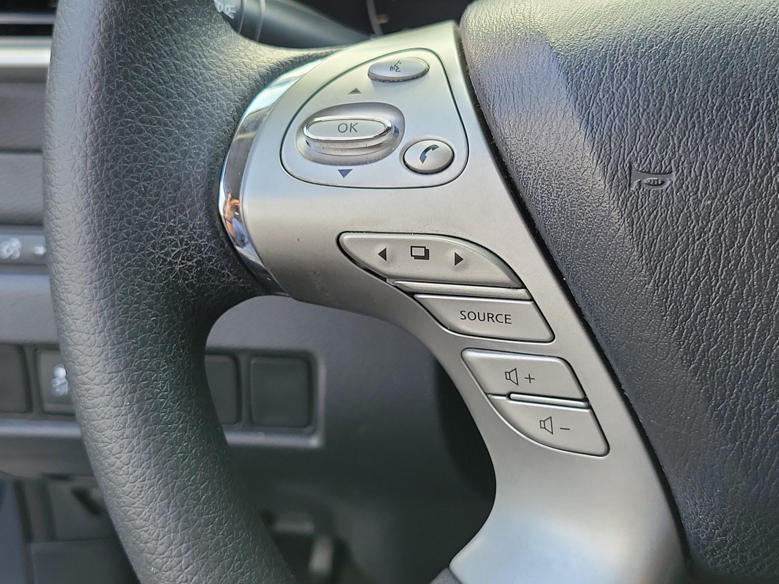 Used 2017 Nissan Murano S w/ Navigation Package FWD image 26