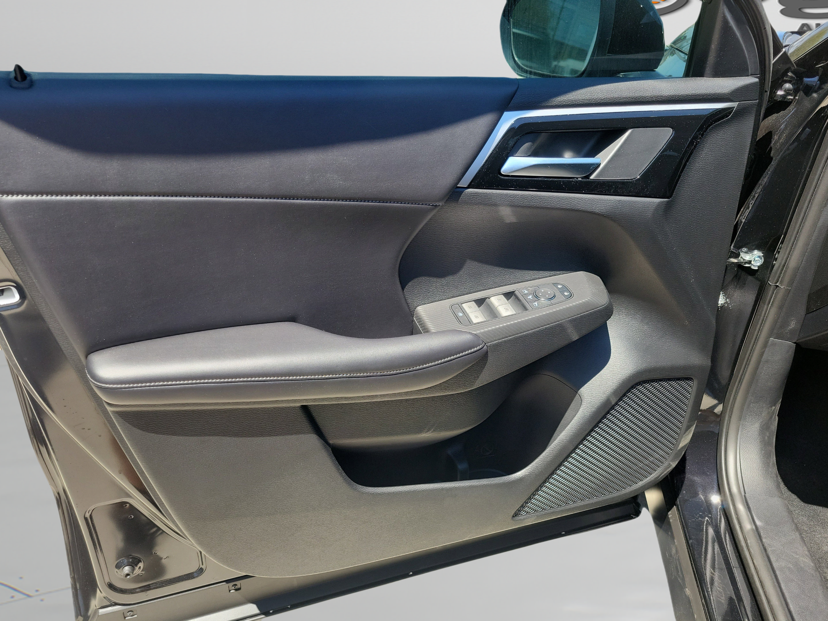 New 2026 Nissan Rogue SL AWD/4WD image 14