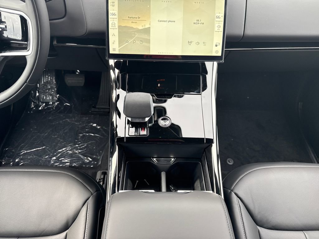 New 2026 Land Rover Range Rover Sport SE image 22