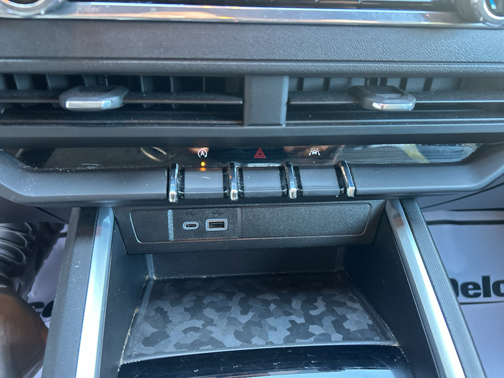 Used 2024 Chevrolet Colorado Trail Boss w/ Technology Package AWD/4WD image 25