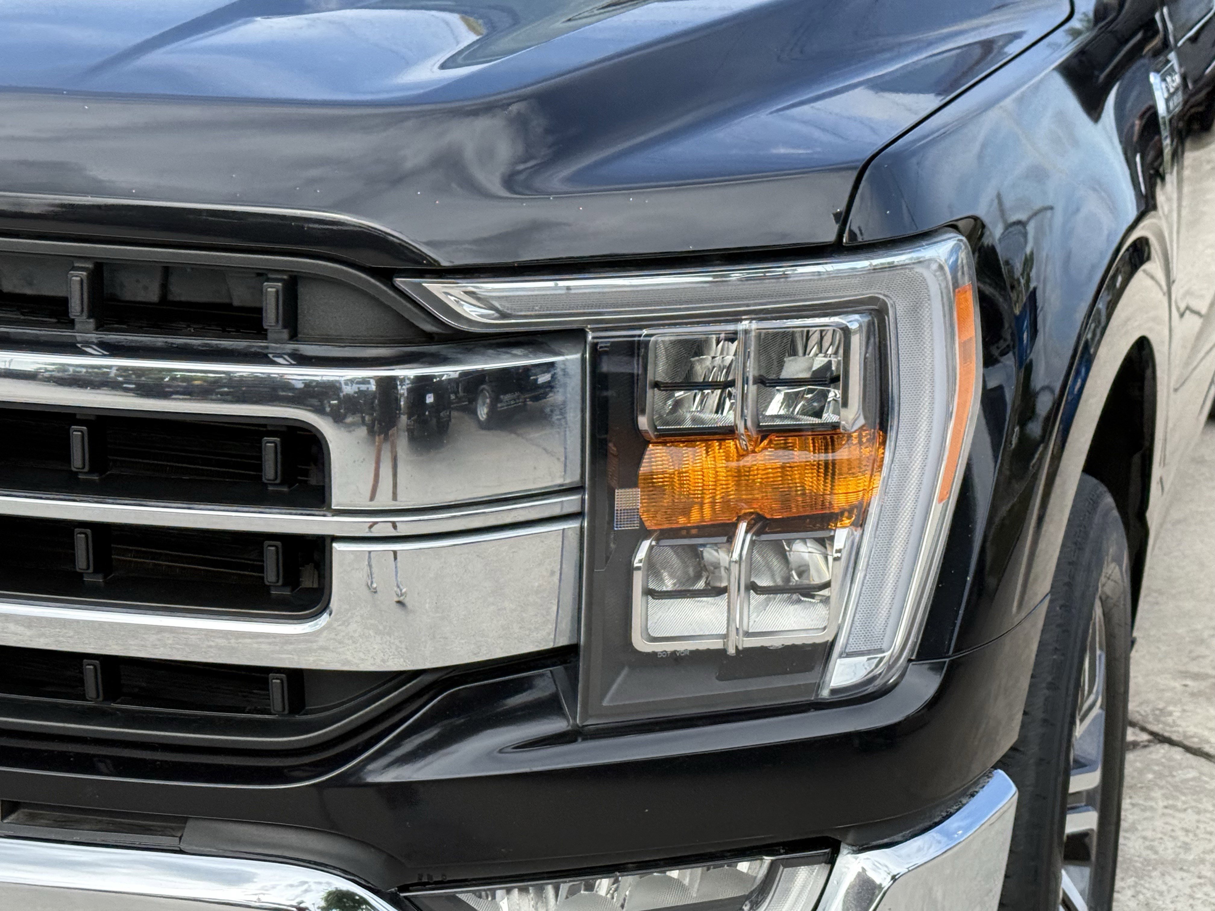 Used 2022 Ford F150 Lariat RWD image 11