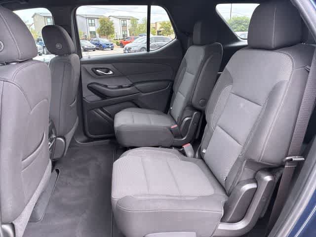 Used 2022 Chevrolet Traverse LT w/ LPO, Cargo Package FWD image 20